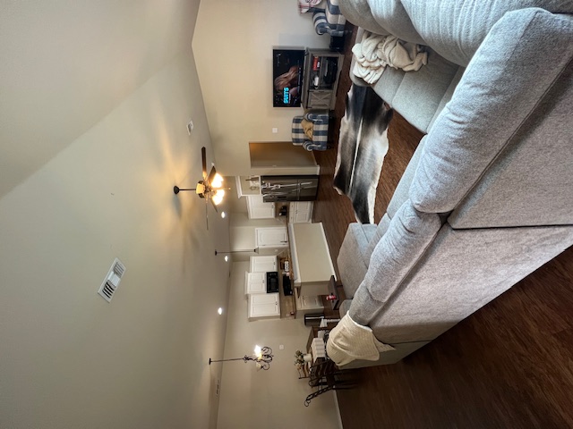 6810 Oakridge ave unit B