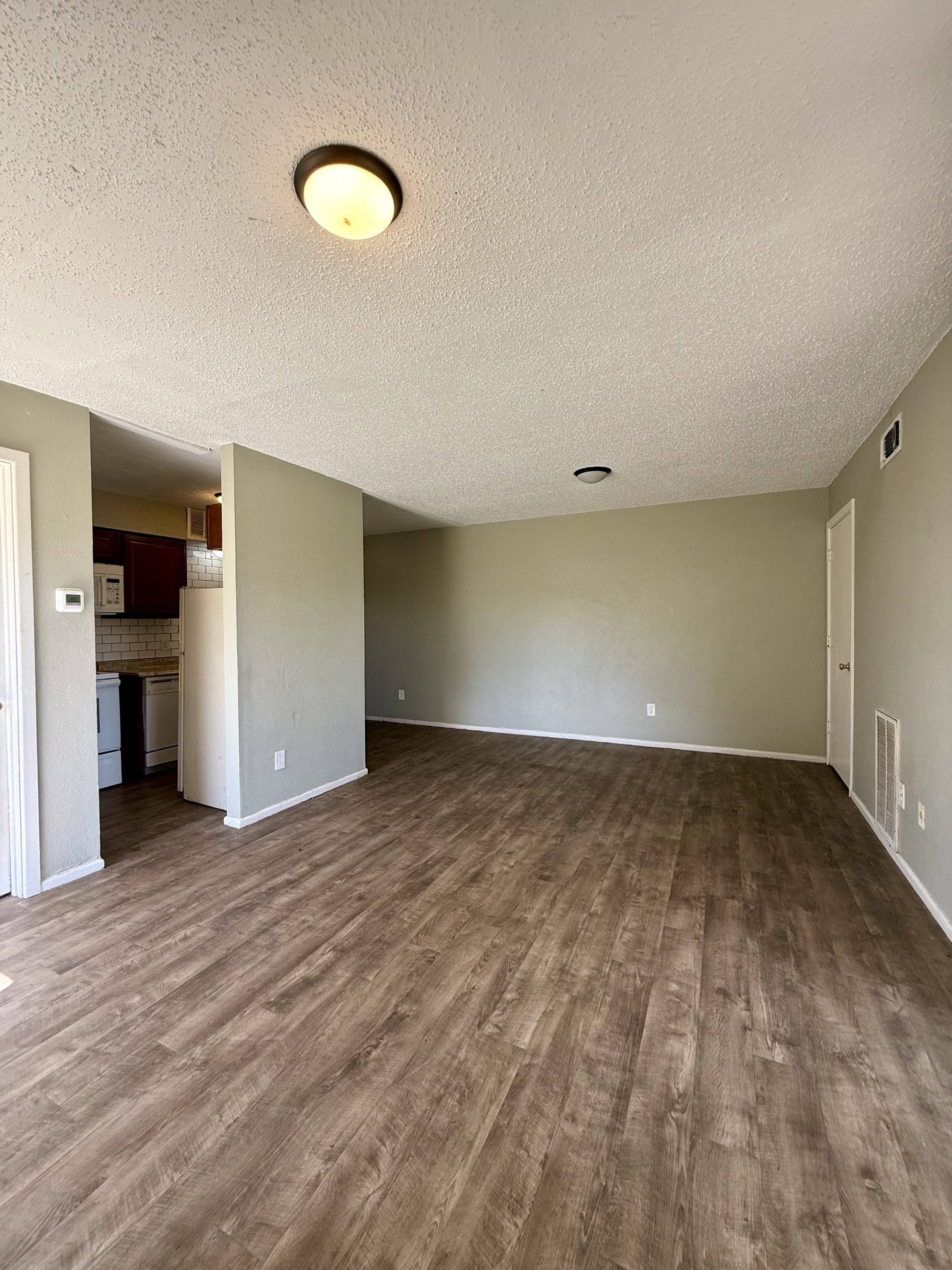 1505 Bradley Street - D
